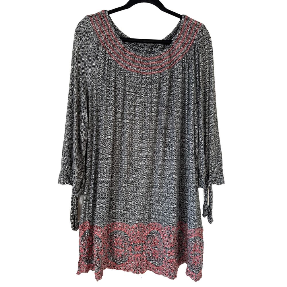 Fever 1X Gray & Black 3/4 Tied Sleeves Tunic With Smocked Coral Embroidery